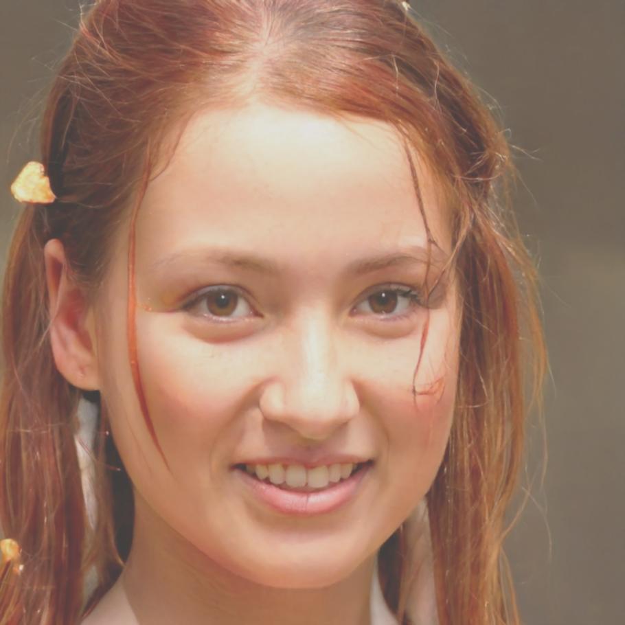 Retrato profesional de instructora especialista en UX research